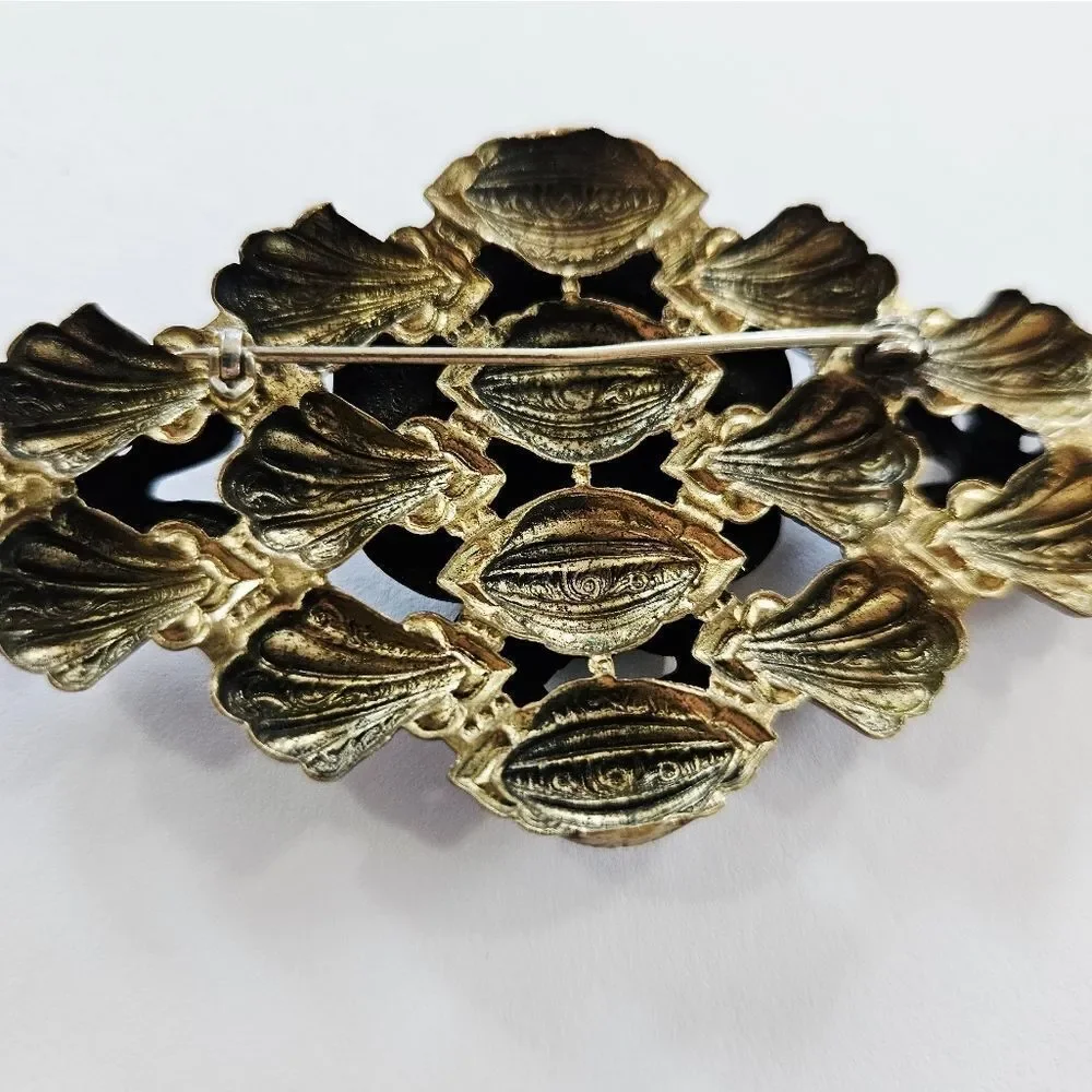 Vintage Antique? Large Art Nouveau Gibson Girl Portrait Antique Brass Brooch Pin